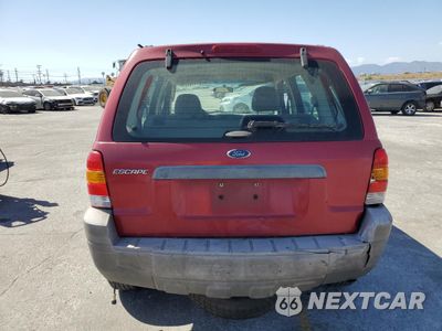 Zdjęcie 6 z 13 samochodu: 2005 FORD ESCAPE XLS VIN:1FMCU02Z25KE31248 - miniatura