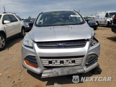 Piąte zdjęcie samochodu w środku: 2016 FORD ESCAPE S VIN:1FMCU0F74GUA92654 - miniatura