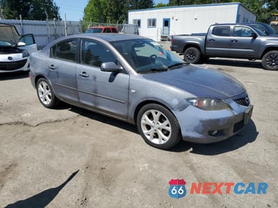 Czwarte zdjęcie samochodu z boku: 2006 MAZDA 3 I VIN:JM1BK32F981169994 - miniatura