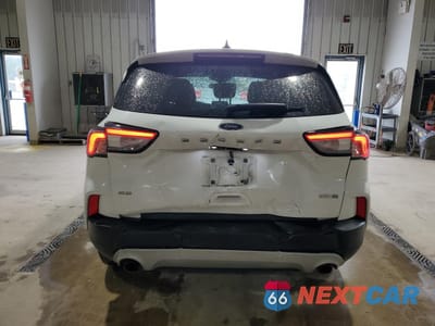 Zdjęcie 6 z 16 samochodu: 2020 FORD ESCAPE SE VIN:1FMCU9G69LUA13970 - miniatura