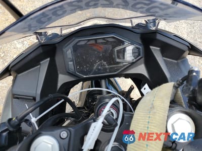 Zdjęcie 7 z 10 samochodu: 2025 KAWASAKI EX500 VIN:ML5EXGG19SDA34603 - miniatura