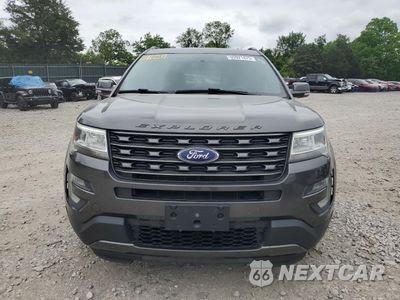 Piąte zdjęcie samochodu w środku: 2017 FORD EXPLORER XLT VIN:1FM5K8D83HGD83350 - miniatura