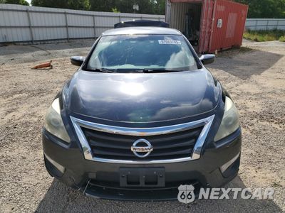 Piąte zdjęcie samochodu w środku: 2015 NISSAN ALTIMA 2.5 VIN:1N4AL3AP3FN325445 - miniatura