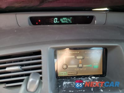Zdjęcie 9 z 14 samochodu: 2002 TOYOTA PRIUS VIN:JT2BK18U120063569 - miniatura