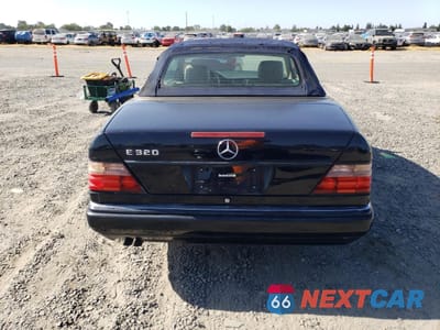 Zdjęcie 6 z 12 samochodu: 1995 MERCEDES-BENZ E 320 VIN:WDBEA66E2SC207160 - miniatura