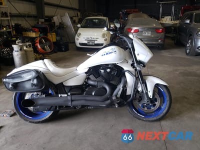 2019 SUZUKI VZR1800 JS1VY53A4K7100302 - główne zdjęcie licytacji z USA - miniatura