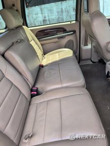 Zdjęcie 6 z 15 samochodu: 2004 FORD EXCURSION LIMITED VIN:1FMSU43P44EA56041 - miniatura