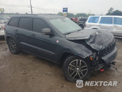 Czwarte zdjęcie samochodu z boku: 2018 JEEP GRAND CHEROKEE TRAILHAWK VIN:1C4RJFLT9JC270177 - miniatura