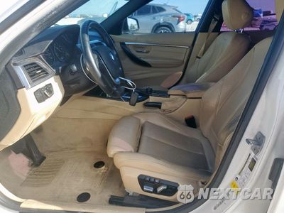Zdjęcie 7 z 14 samochodu: 2016 BMW 328 I SULEV VIN:WBA8E9G55GNU28831 - miniatura