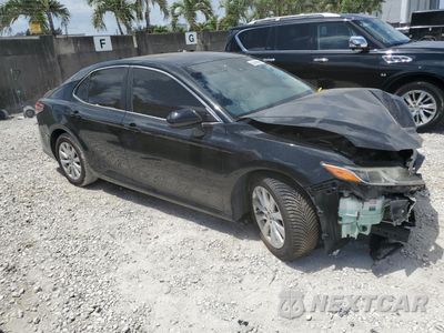 Czwarte zdjęcie samochodu z boku: 2020 TOYOTA CAMRY LE VIN:4T1C11AK8LU871348 - miniatura