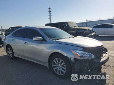 Czwarte zdjęcie samochodu z boku: 2015 NISSAN ALTIMA 2.5 VIN:1N4AL3AP8FC215731 - miniatura