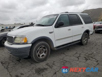 2002 FORD EXPEDITION XLT 1FMRU15W52LA84330 - główne zdjęcie licytacji z USA - miniatura