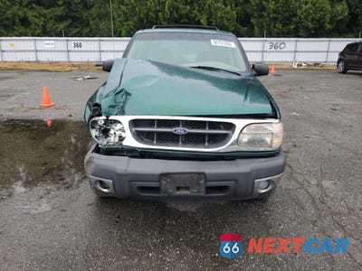 Piąte zdjęcie samochodu w środku: 2000 FORD EXPLORER XLT VIN:1FMZU63X9YUB80280 - miniatura
