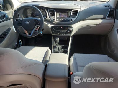 Zdjęcie 8 z 13 samochodu: 2018 HYUNDAI TUCSON SE VIN:KM8J23A46JU725948 - miniatura