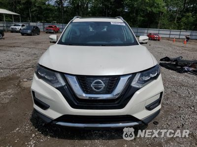 Piąte zdjęcie samochodu w środku: 2017 NISSAN ROGUE S VIN:JN8AT2MTXHW143207 - miniatura