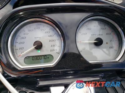 Zdjęcie 7 z 9 samochodu: 2016 HARLEY-DAVIDSON FLTRXS ROAD GLIDE SPECIAL VIN:1HD1KTM11GB677333 - miniatura