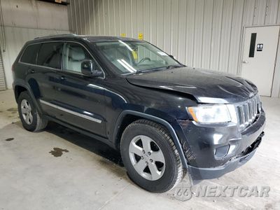 Czwarte zdjęcie samochodu z boku: 2012 JEEP GRAND CHEROKEE LAREDO VIN:1C4RJEAG5CC277484 - miniatura