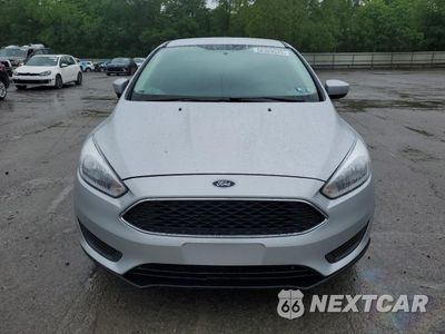 Piąte zdjęcie samochodu w środku: 2018 FORD FOCUS SE VIN:1FADP3F29JL309706 - miniatura
