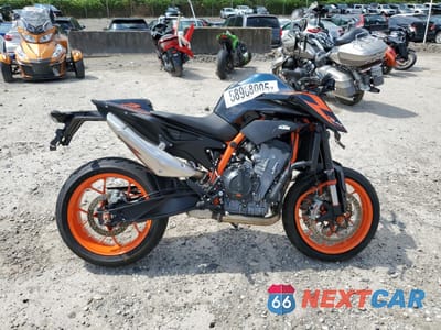2023 KTM 890 DUKE R VBKTU9402PM848852 - główne zdjęcie licytacji z USA - miniatura