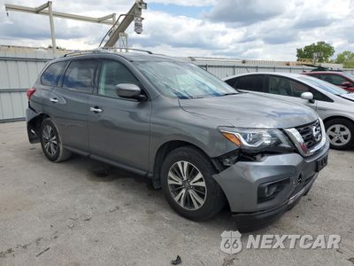 Czwarte zdjęcie samochodu z boku: 2017 NISSAN PATHFINDER S VIN:5N1DR2MN4HC642915 - miniatura
