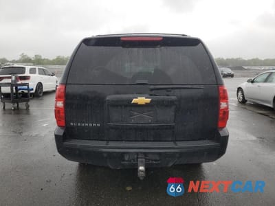 Zdjęcie 6 z 13 samochodu: 2013 CHEVROLET SUBURBAN K1500 LT VIN:1GNSKJE71DR234560 - miniatura