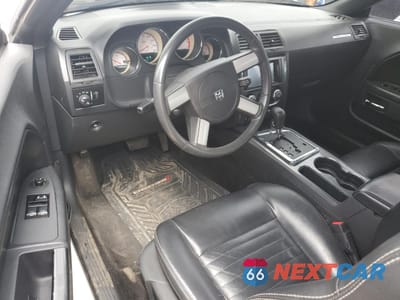 Zdjęcie 8 z 14 samochodu: 2010 DODGE CHALLENGER R/T VIN:2B3CJ5DT5AH295106 - miniatura