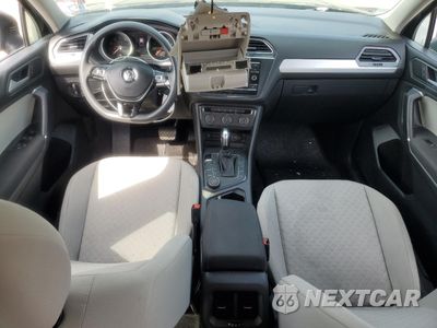 Zdjęcie 8 z 14 samochodu: 2020 VOLKSWAGEN TIGUAN S VIN:3VV0B7AX4LM117114 - miniatura