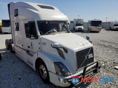 2016 VOLVO VNL SEMI TRUCK 4V4NC9EH3GN950614 - główne zdjęcie licytacji z USA - miniatura