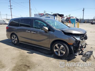 Czwarte zdjęcie samochodu z boku: 2019 HONDA ODYSSEY TOURING VIN:5FNRL6H80KB108960 - miniatura