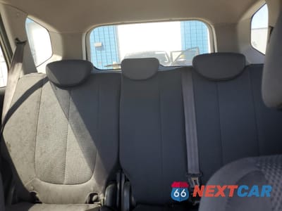 Zdjęcie 10 z 13 samochodu: 2012 KIA RONDO VIN:KNAHH8A84C7375154 - miniatura