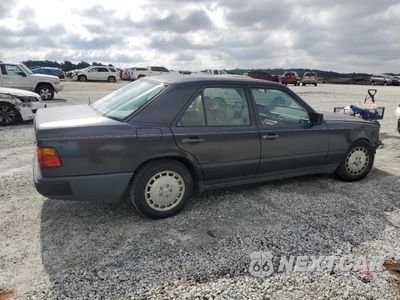 Trzecie zdjęcie samochodu z tyłu: 1987 MERCEDES-BENZ 300 E VIN:WDBEA30D9HA440598 - miniatura