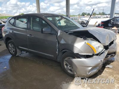 Czwarte zdjęcie samochodu z boku: 2013 NISSAN ROGUE S VIN:JN8AS5MV4DW666366 - miniatura