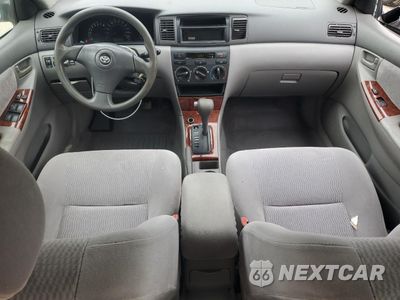 Zdjęcie 8 z 12 samochodu: 2005 TOYOTA COROLLA CE VIN:JTDBR32E152051351 - miniatura