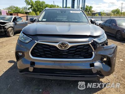 Piąte zdjęcie samochodu w środku: 2020 TOYOTA HIGHLANDER XLE VIN:5TDGZRBH2LS023261 - miniatura