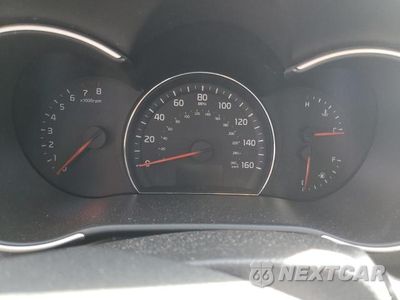 Zdjęcie 9 z 13 samochodu: 2015 KIA SORENTO LX VIN:5XYKTDA73FG651192 - miniatura