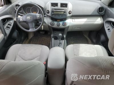 Zdjęcie 8 z 13 samochodu: 2012 TOYOTA RAV4 VIN:2T3ZF4DV8CW133527 - miniatura