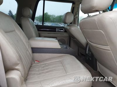 Zdjęcie 11 z 15 samochodu: 2004 LINCOLN NAVIGATOR VIN:5LMFU28R44LJ35959 - miniatura