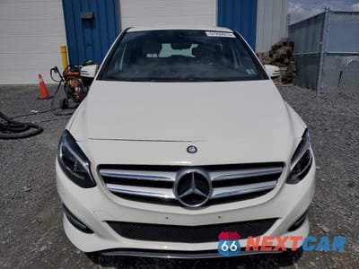Piąte zdjęcie samochodu w środku: 2015 MERCEDES-BENZ B 250 4MATIC VIN:WDDMH4GB7FJ366328 - miniatura