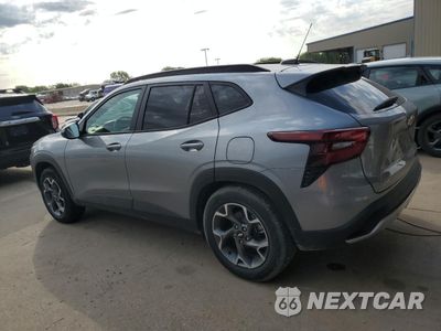 Drugie zdjęcie samochodu z przodu: 2025 CHEVROLET TRAX 1LT VIN:KL77LHEP7SC181204 - miniatura