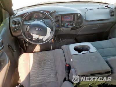 Zdjęcie 8 z 12 samochodu: 2004 FORD F-150 HERITAGE CLASSIC VIN:2FTRX17284CA68450 - miniatura