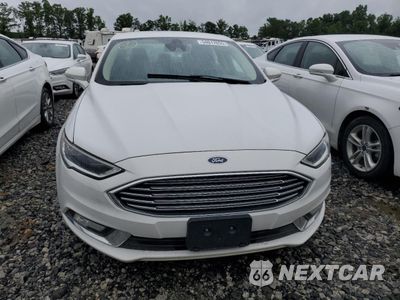 Piąte zdjęcie samochodu w środku: 2017 FORD FUSION SE HYBRID VIN:3FA6P0LU6HR409271 - miniatura