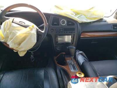 Zdjęcie 8 z 13 samochodu: 2001 INFINITI QX4 VIN:JNRDR09Y91W221370 - miniatura