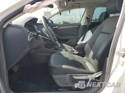 Zdjęcie 7 z 14 samochodu: 2019 VOLKSWAGEN JETTA SEL VIN:3VWE57BU5KM061910 - miniatura
