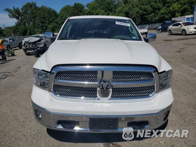 Piąte zdjęcie samochodu w środku: 2017 RAM 1500 SLT VIN:1C6RR6LT9HS747674 - miniatura