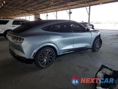 Trzecie zdjęcie samochodu z tyłu: 2022 FORD MUSTANG MACH-E GT VIN:3FMTK4SXXNMA41289 - miniatura