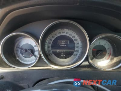Zdjęcie 9 z 12 samochodu: 2013 MERCEDES-BENZ C 250 VIN:WDDGF4HB1DA851112 - miniatura