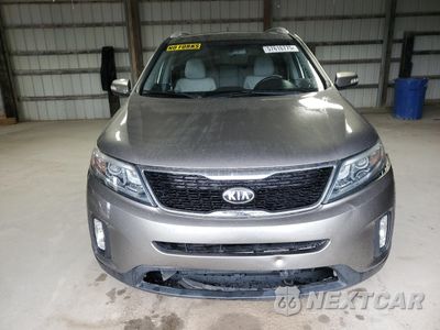 Piąte zdjęcie samochodu w środku: 2015 KIA SORENTO LX VIN:5XYKT4A65FG650911 - miniatura
