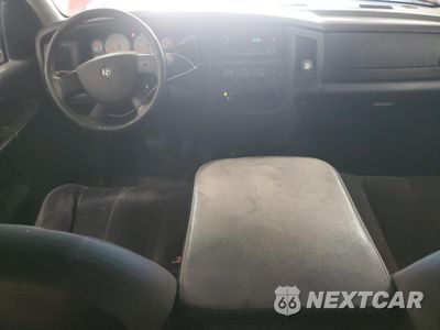 Zdjęcie 8 z 12 samochodu: 2005 DODGE RAM 1500 ST VIN:1D7HU18D95S356551 - miniatura