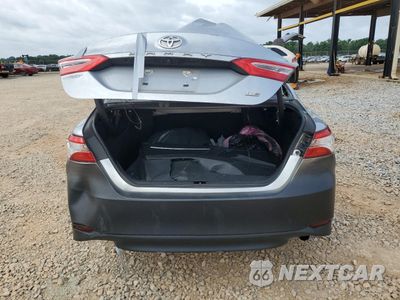 Zdjęcie 6 z 13 samochodu: 2019 TOYOTA CAMRY L VIN:4T1B11HK7KU825963 - miniatura