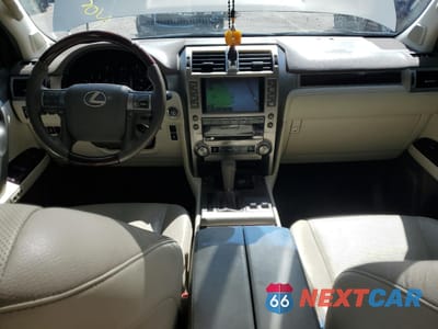Zdjęcie 8 z 13 samochodu: 2014 LEXUS GX 460 VIN:JTJBM7FXXE5085298 - miniatura